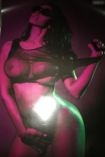 Vida Guerra