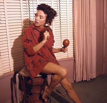 Vintage Sexy Celebs