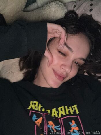 violet_dreams69