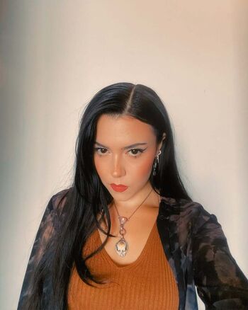 Violet Orlandi