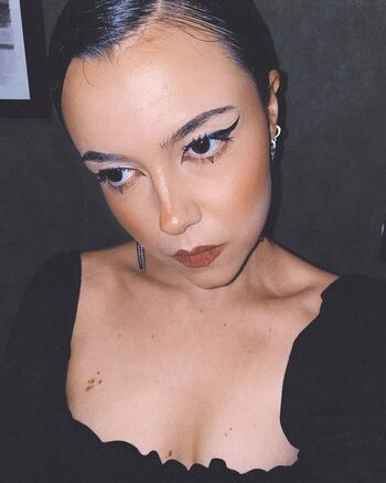 Violet Orlandi
