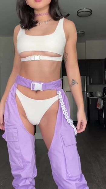 vivacious.honey