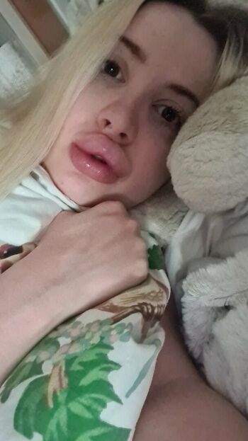 vivianroseofficial