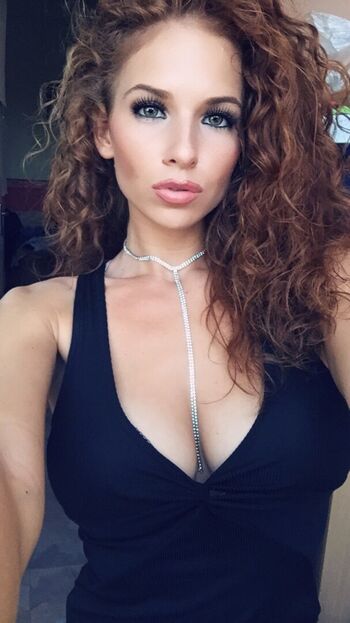 Vivien Csiszar