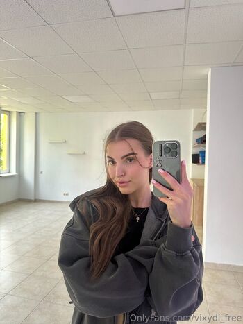 vixydi_free