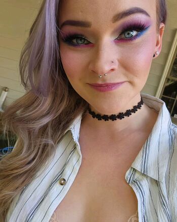 Vixyy64