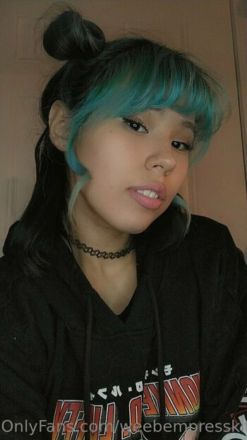weebempresskittenlee