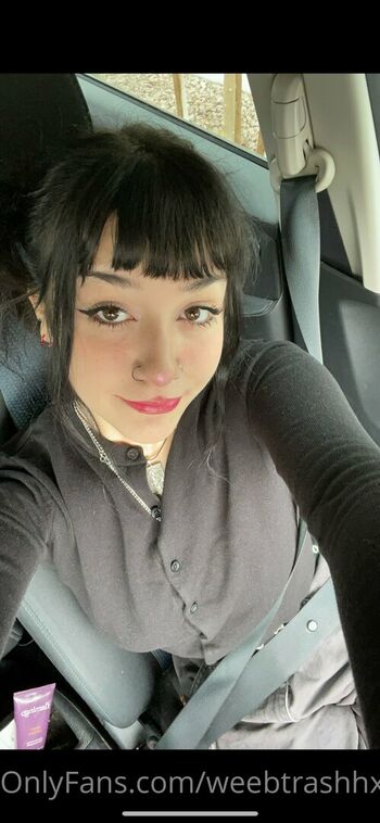 weebtrashhx