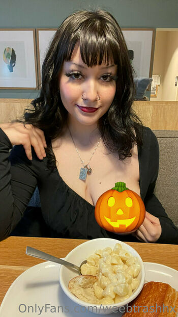 weebtrashhx