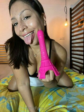 withlove_lara