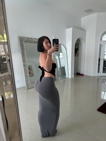 woealexandra
