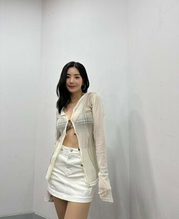 WomenK-pop