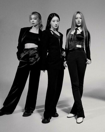 WomenK-pop