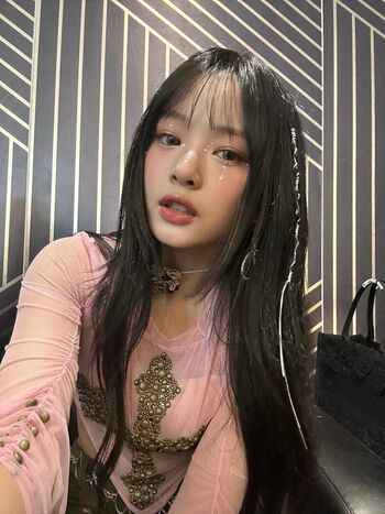 WomenK-pop
