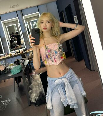 WomenK-pop
