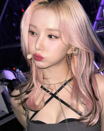 WomenK-pop