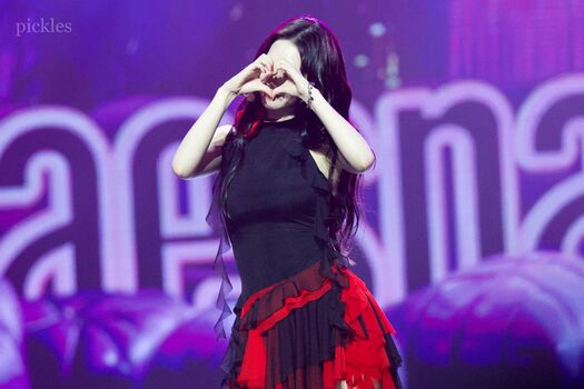 WomenK-pop