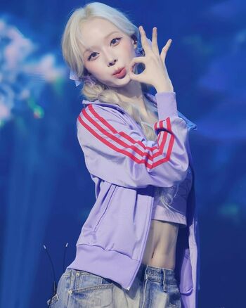 WomenK-pop