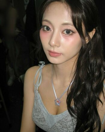 WomenK-pop
