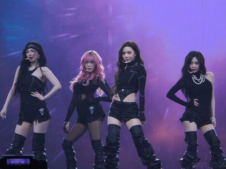 WomenK-pop