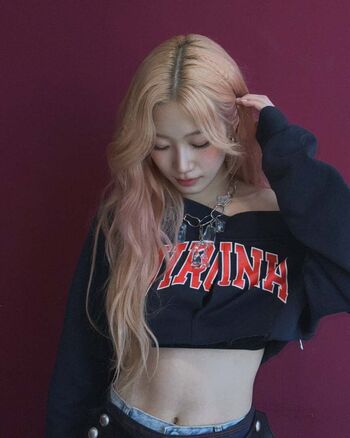 WomenK-pop