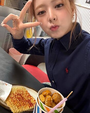 WomenK-pop