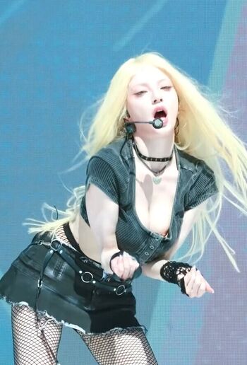 WomenK-pop