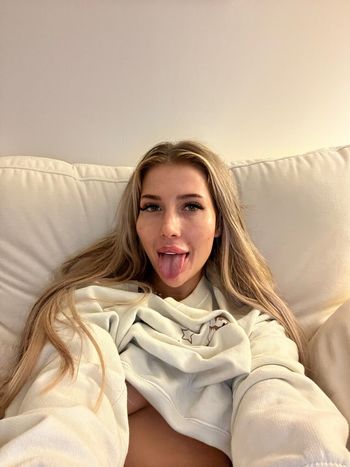 xalexraex