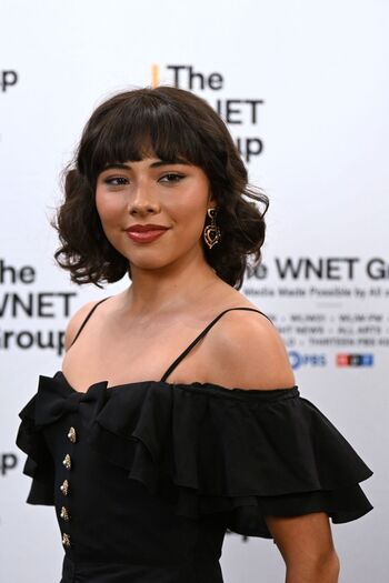 Xochitl Gomez