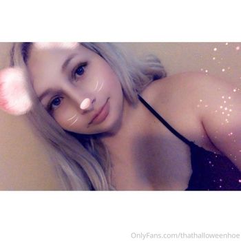 xoxbuttonsbabee