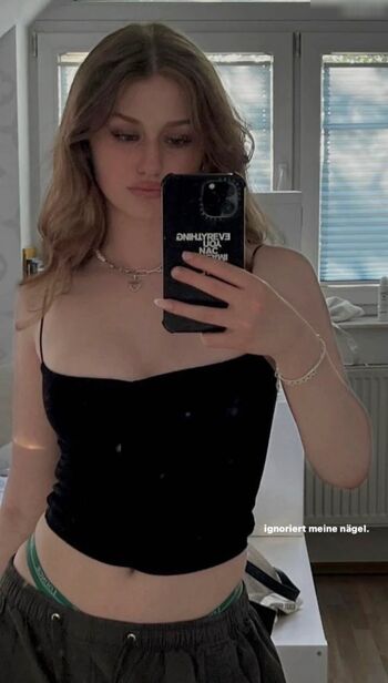 Yana Clare