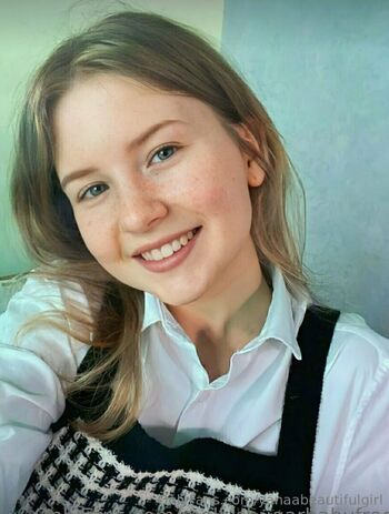 yanaabeautifulgirl
