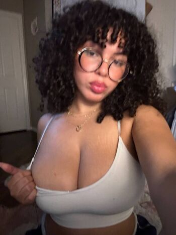 ykJazlyn