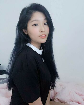 YoonHyoonAikuros