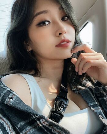 YoonHyoonAikuros
