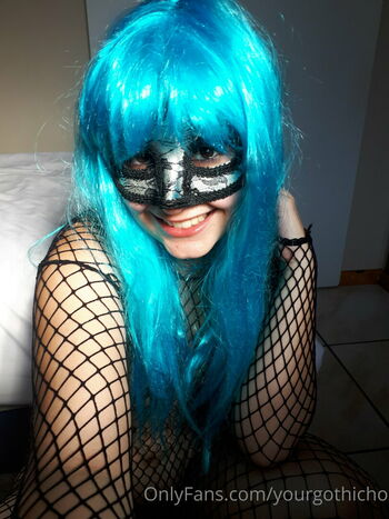 yourgothicho