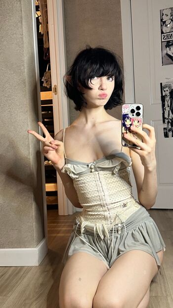 YourSmallDoll
