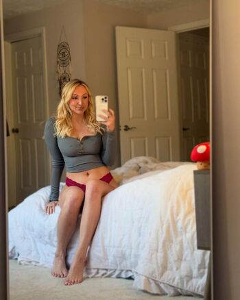 yoursweetchloe