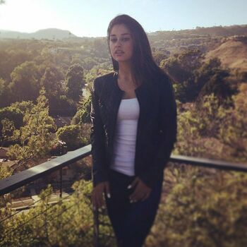 Yvette Monreal