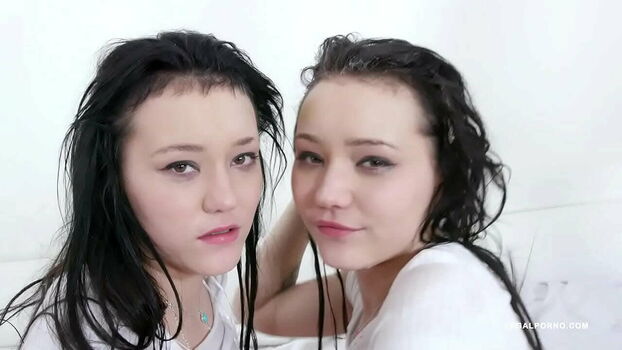 Zee Twins: Lady Zee And Sandra Zee