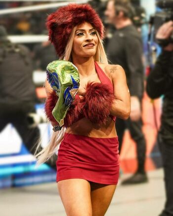 Zelina Vega
