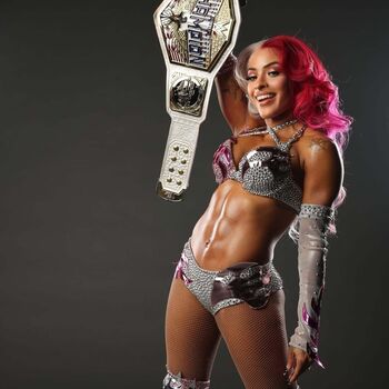 Zelina Vega