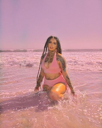 Zhavia