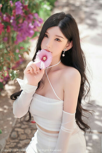 Zhou Yuxi