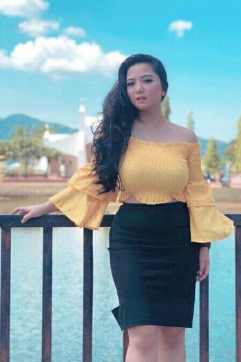 Zizi Wong
