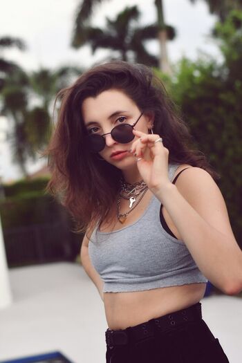 Zoe Alvarez