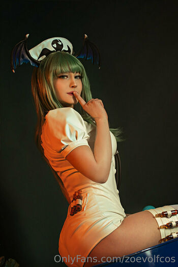 Zoe Volf Cosplay