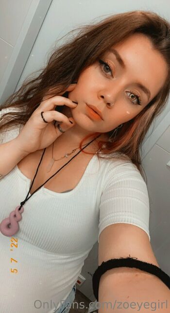 zoeyegirl