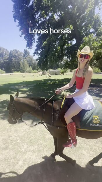 zoeyrides