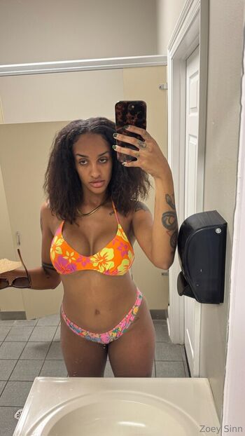zoeyxsinn